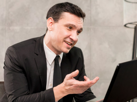 ¿Cómo mantener la comunicación sin tener contacto físico?