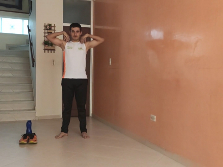 Muévete y contágiate de prevención, “equilibrio y propiocepción”