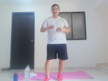 Muévete y contágiate de prevención, “tren superior y tronco”