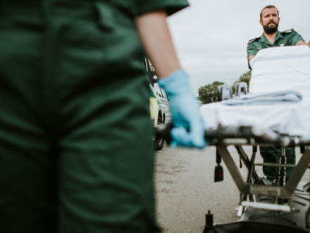 Recomendaciones prácticas en salud psicosocial para el regreso al trabajo en actividades de ayuda y socorro