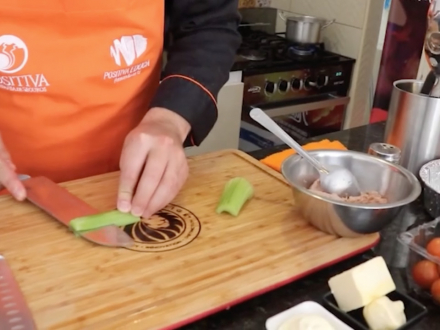 Montadito de atún con puré rústico de papa