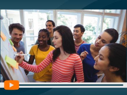 23.-PRESENTACION-CERTIFICACION-INTERNACIONAL-COMO-ENTRENADOR-LUDICO-1-PORTADA