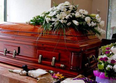 Guía práctica salud psicosocial para trabajadores de servicios funerarios