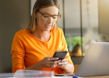 Recomendaciones para mantener la salud músculo esquelética en el trabajo en casa o teletrabajo